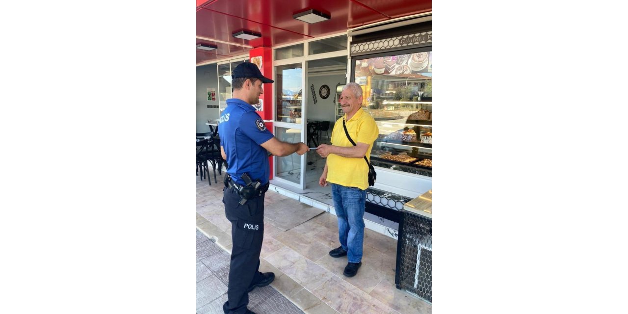 Polisten esnafa dolandırıcılık uyarısı