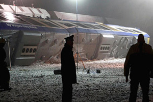 Almanya'da tren kazası; 10 ölü 35 yaralı