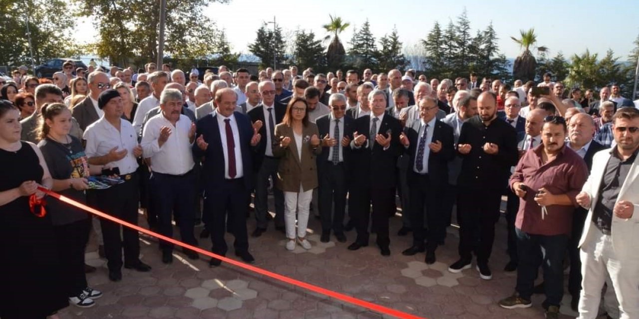Esenköy’de yeni belediye hizmet binası törenle açıldı