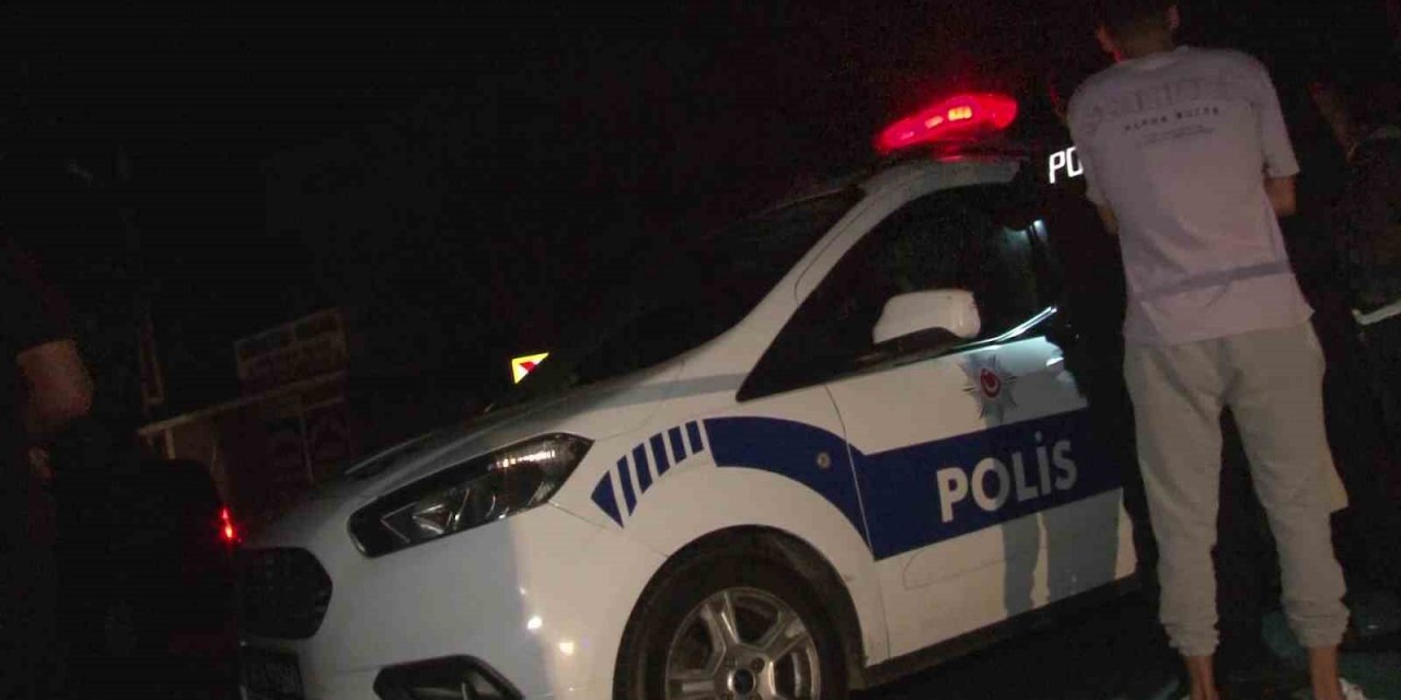 Beykoz’da kahvehaneyi taradılar: 4 yaralı