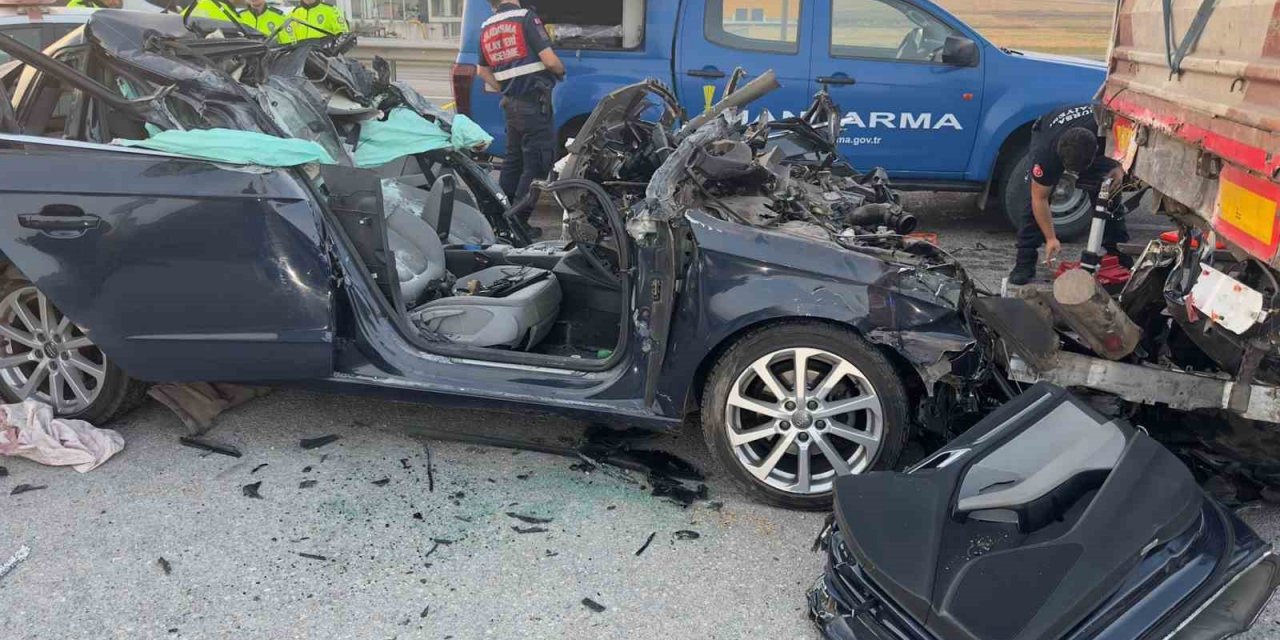 Yeni nişanlı çiftin acı sonu...