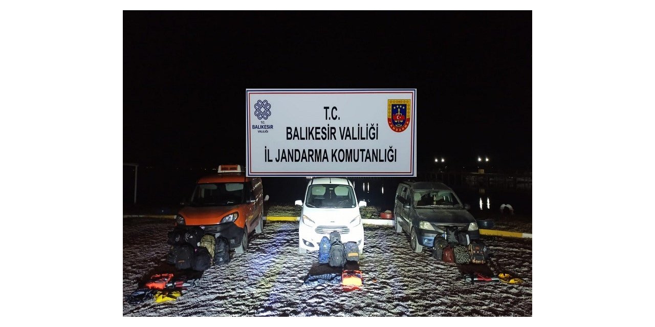 Jandarma’nın operasyonlarında 88 düzensiz göçmen ve 9 organizatör yakalandı