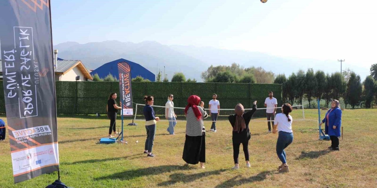 Çalışanlar spor için mola verdi