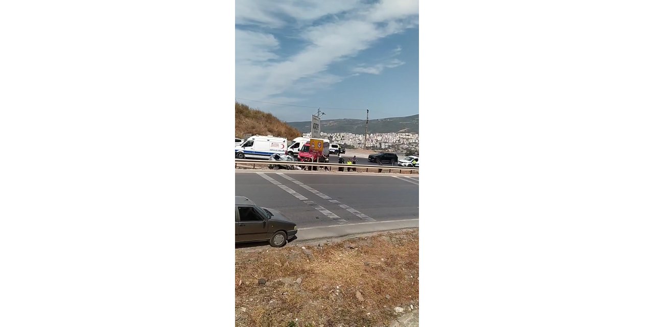 Bursa’da bariyerlere giren araç kullanılamaz hale geldi : 2 yaralı