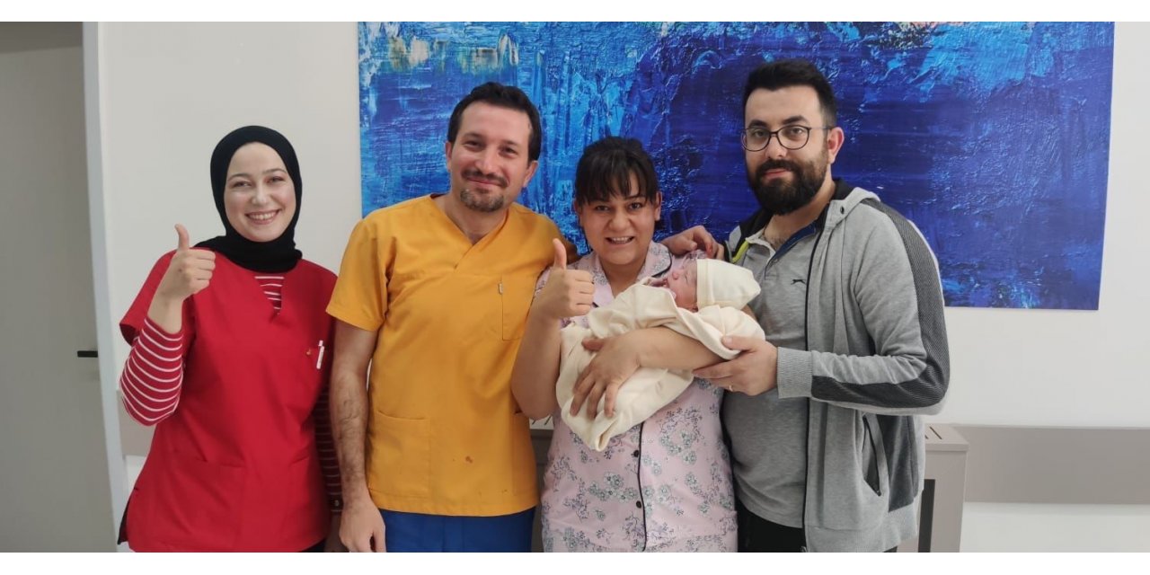 Tınas ailesinin mutlu günü