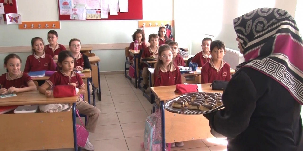 Birlik Vakfından Mevlit Kandili programı