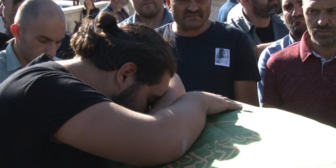 TÜBİTAK SAGE patlamasında hayatını kaybeden Asım Güngör son yolculuğuna uğurlandı