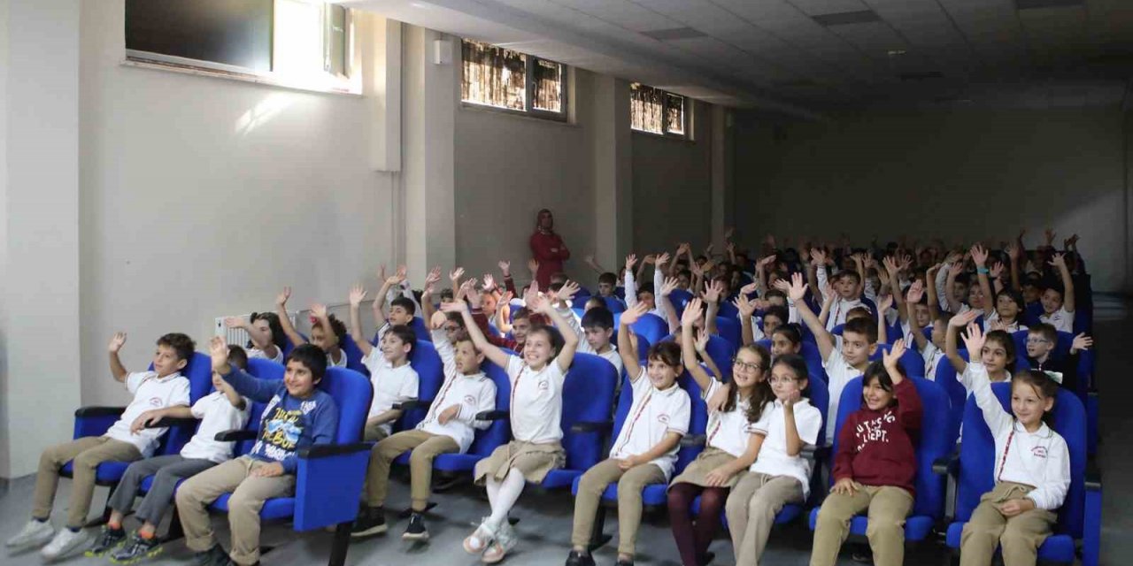 ‘Karagöz Göklerde’ heyecanı sırasıyla tüm ilçelerde