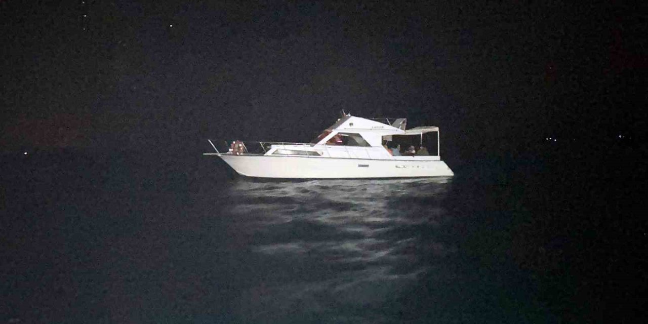 Marmaris’te 34 düzensiz göçmen ve 2 göçmen kaçakçısı yakalandı