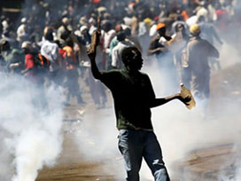 Mısır'ın ardından Sudan da karıştı: 1 ölü