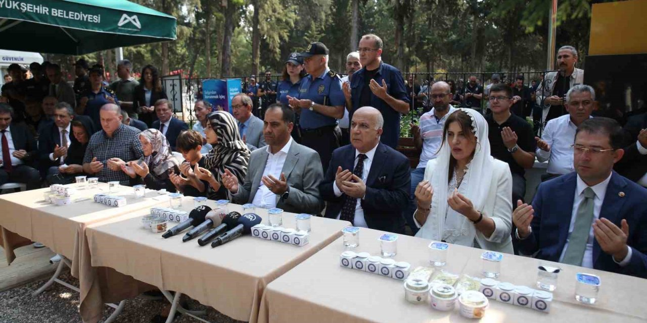 Polisevi şehidi Sedat Gezer, mezarı başında anıldı