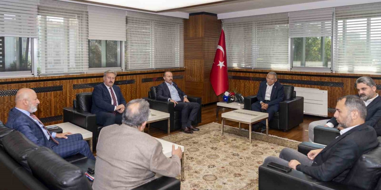 Başkan Büyükkılıç’tan başkanlarla istişare toplantısı