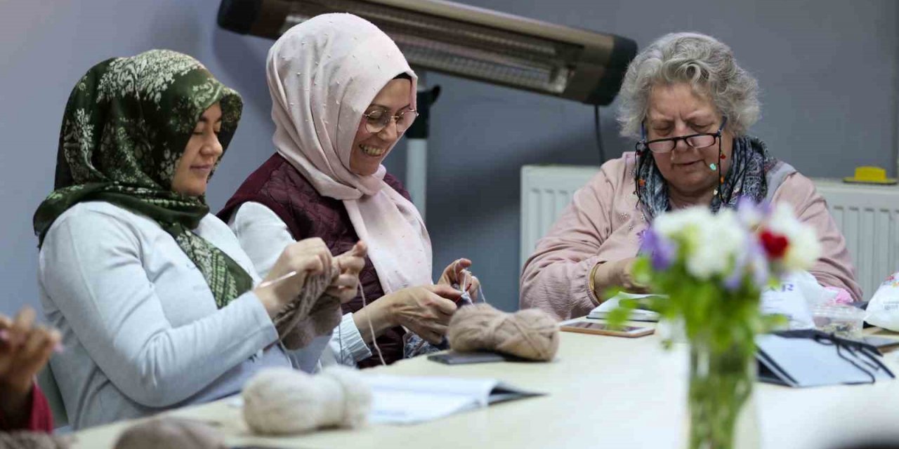 Emekli olmadan önce alınabilecek mantıklı iş fikirleri için eğitimler