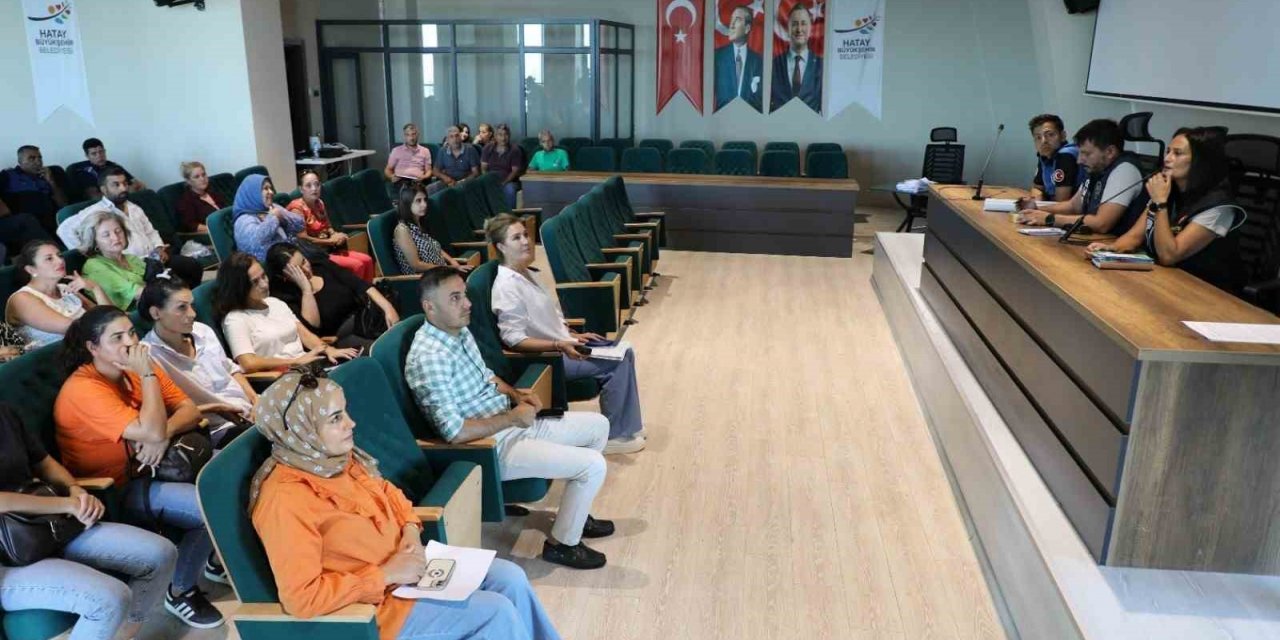 Büyükşehir personeline "KADES, UYUMA ve HAYDİ’ semineri