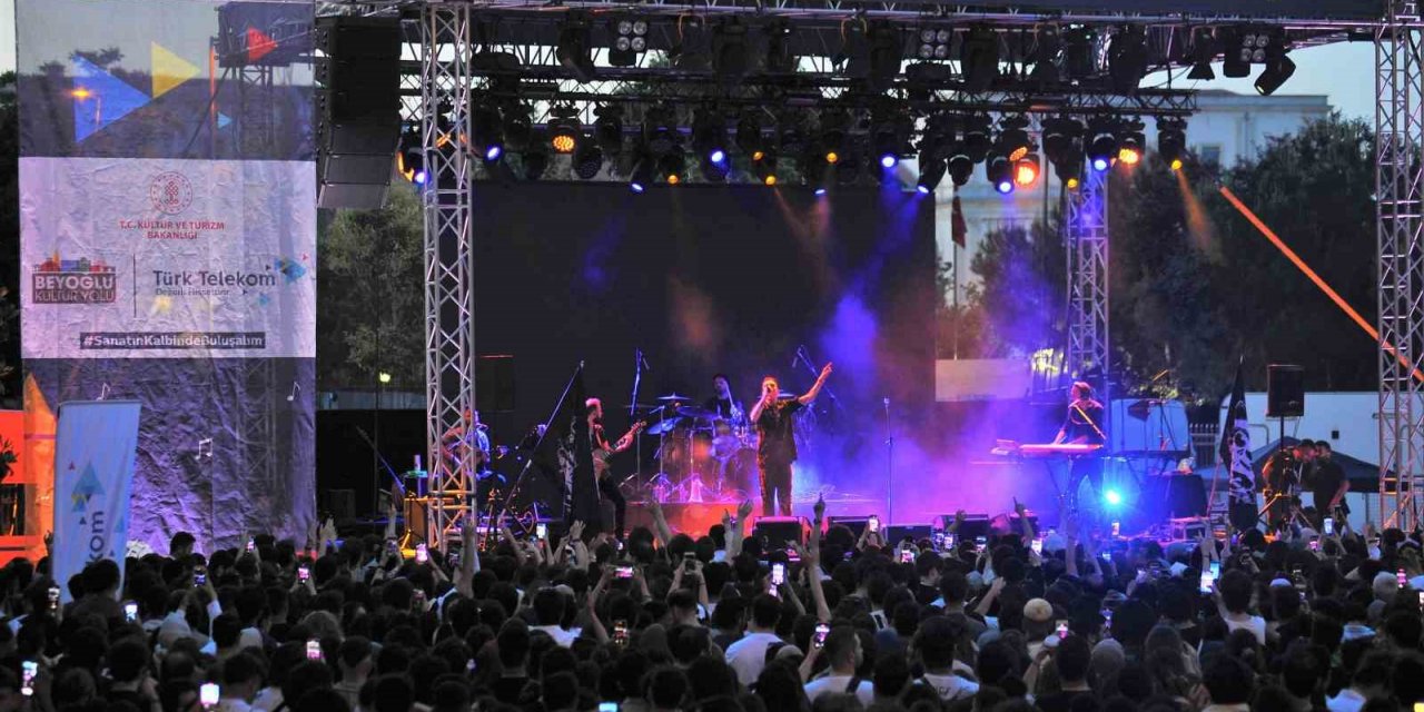 Türk Telekom, Beyoğlu Kültür Yolu Festivali kapsamında AKM’de yeni etkinlikler düzenleyecek