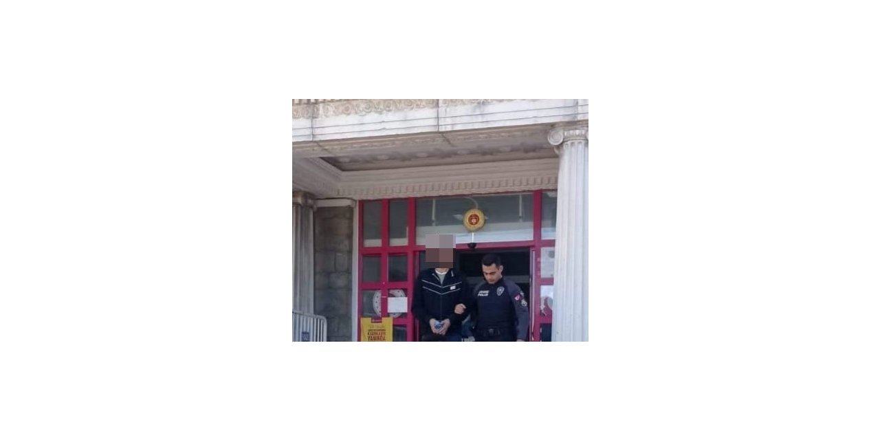 Azılı hırsız saklandığı çatı katında yakalandı