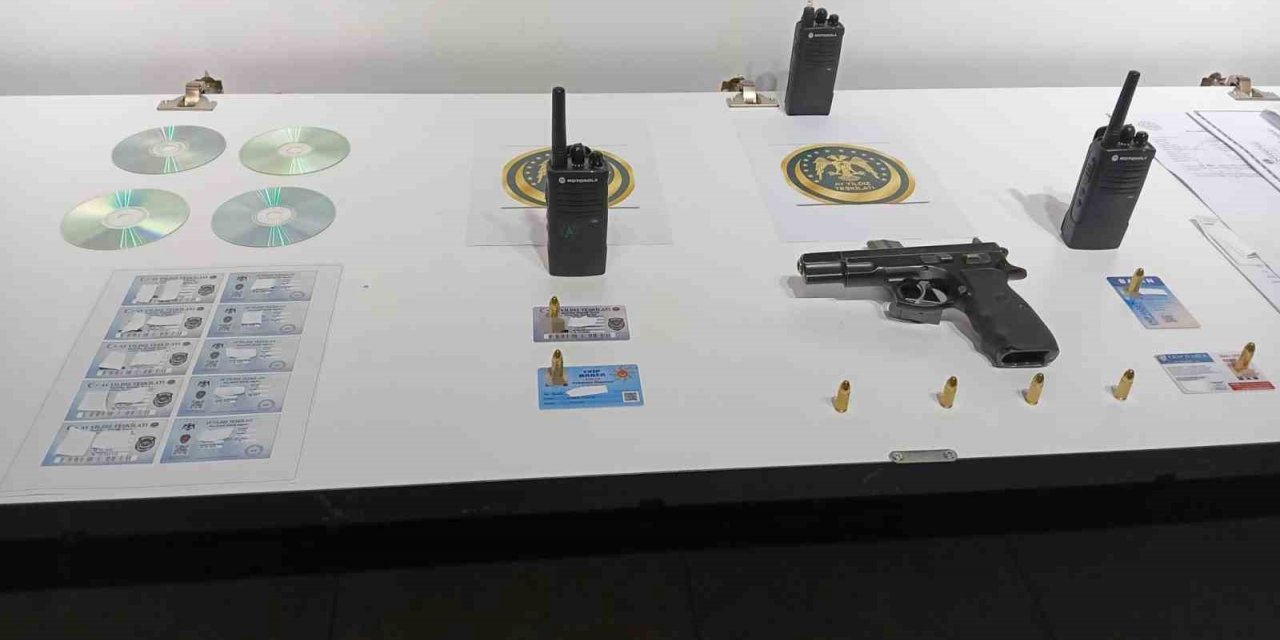 Kendilerini kamu görevlisi olarak tanıtan dolandırıcılık şebekesi dernek de kurmuş