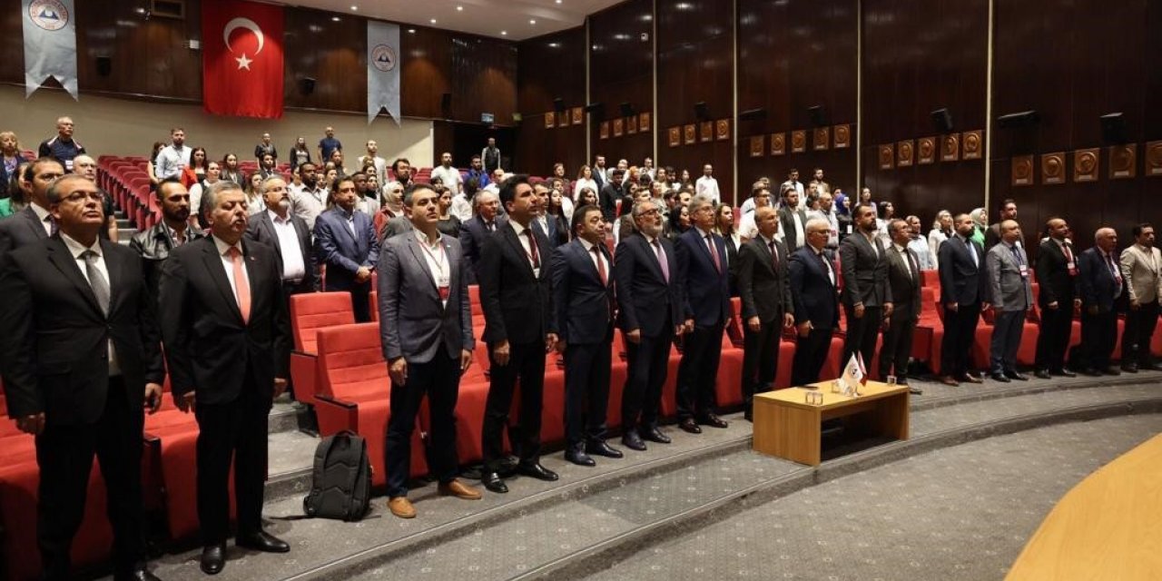 ERÜ’ de ‘10. Uluslararası Yeni Nesiller İçin Malzeme Bilimi ve Nanoteknoloji Konferansı’ düzenlendi