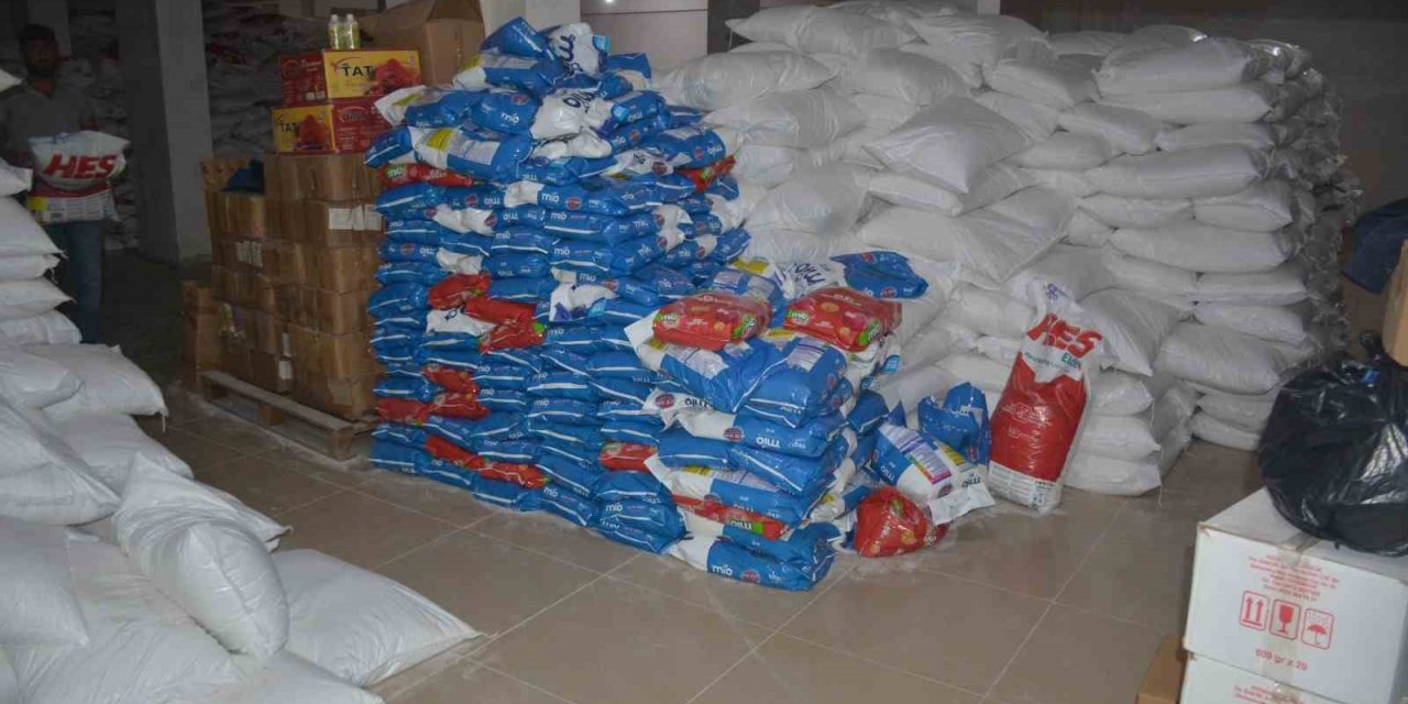 Ağrı’da tonlarca sahte temizlik malzemesi ve çay ele geçirildi