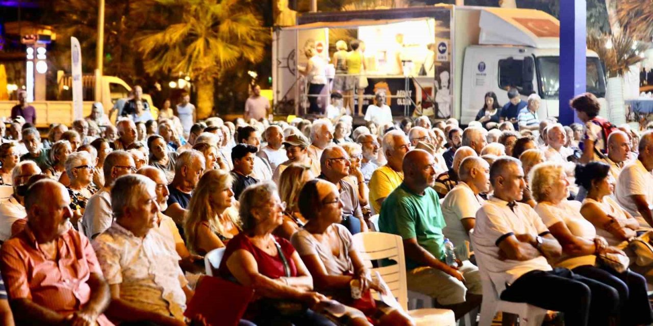 Başkan Atabay Akbük’te vatandaşlarla buluştu