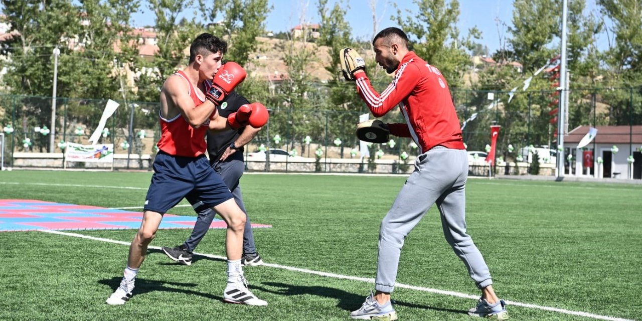 Mamak Belediye Başkanı Köse: “Lalahan Atatürk Stadı Güzel Mamak’ımıza Hayırlı Olsun”