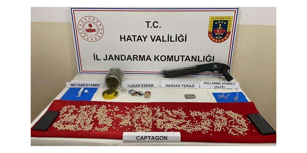 Jandarma uyuşturucu tacirlerine göz açtırmıyor