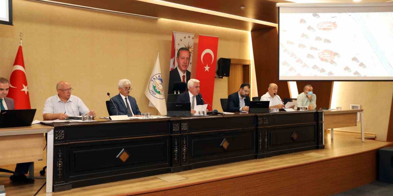 Kütle Parsel Alıcısını Bekliyor