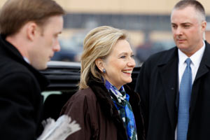 Clinton, Türkiye ziyaretini erteledi