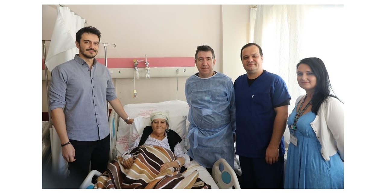 Evliya Çelebi Eğitim ve Araştırma Hastanesinde bir hastaya Tips işlemi uygulandı