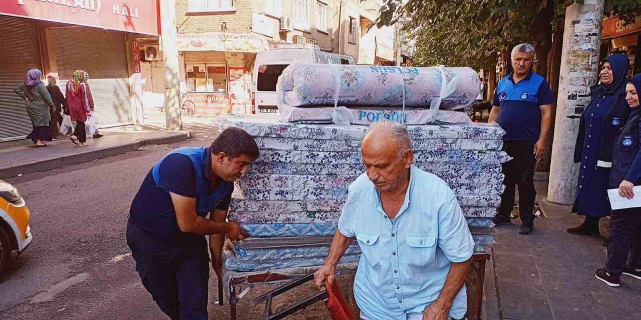 Diyarbakır’da kaldırım işgalleri nedeniyle denetim yapıldı