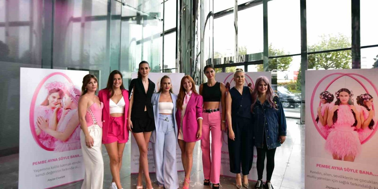 Ünlüler, meme kanseri farkındalığı için bir araya geldi