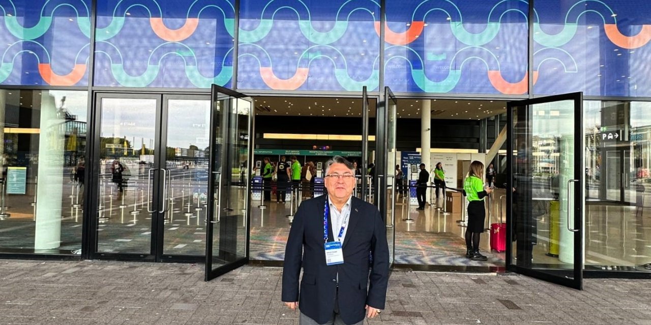 Rektör Özölçer, Avrupa’nın en büyük yükseköğretim fuarına katıldı