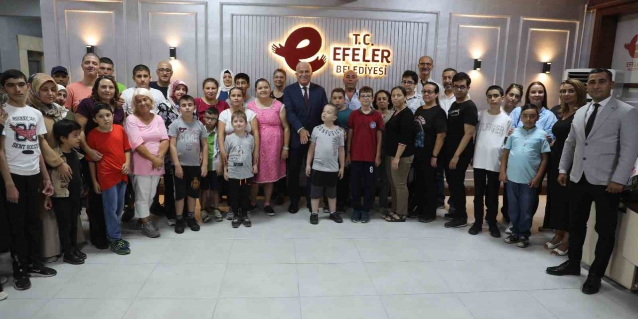 Efeler Belediye Başkanı Atay özel konuklarını ağırladı
