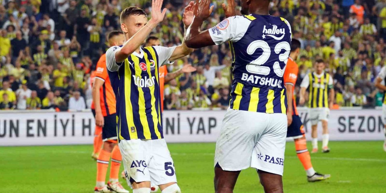 Fenerbahçe, Başakşehir’e karşı en farklı galibiyetini aldı