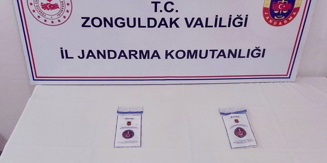 Jandarmanın durdurduğu araçtan uyuşturucu çıktı