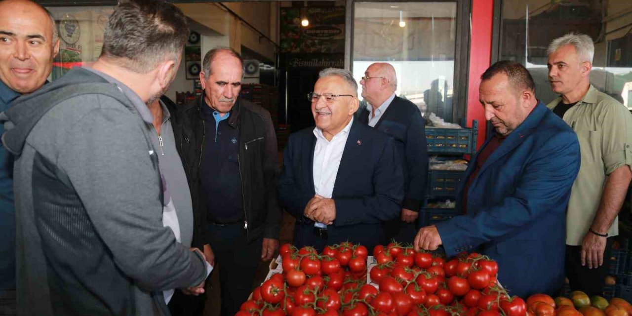 Başkan Büyükkılıç: “Kayseri’mizin esnafı bizim gururumuz olmuştur”