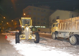 Kulu'da kar ve buz temizliği