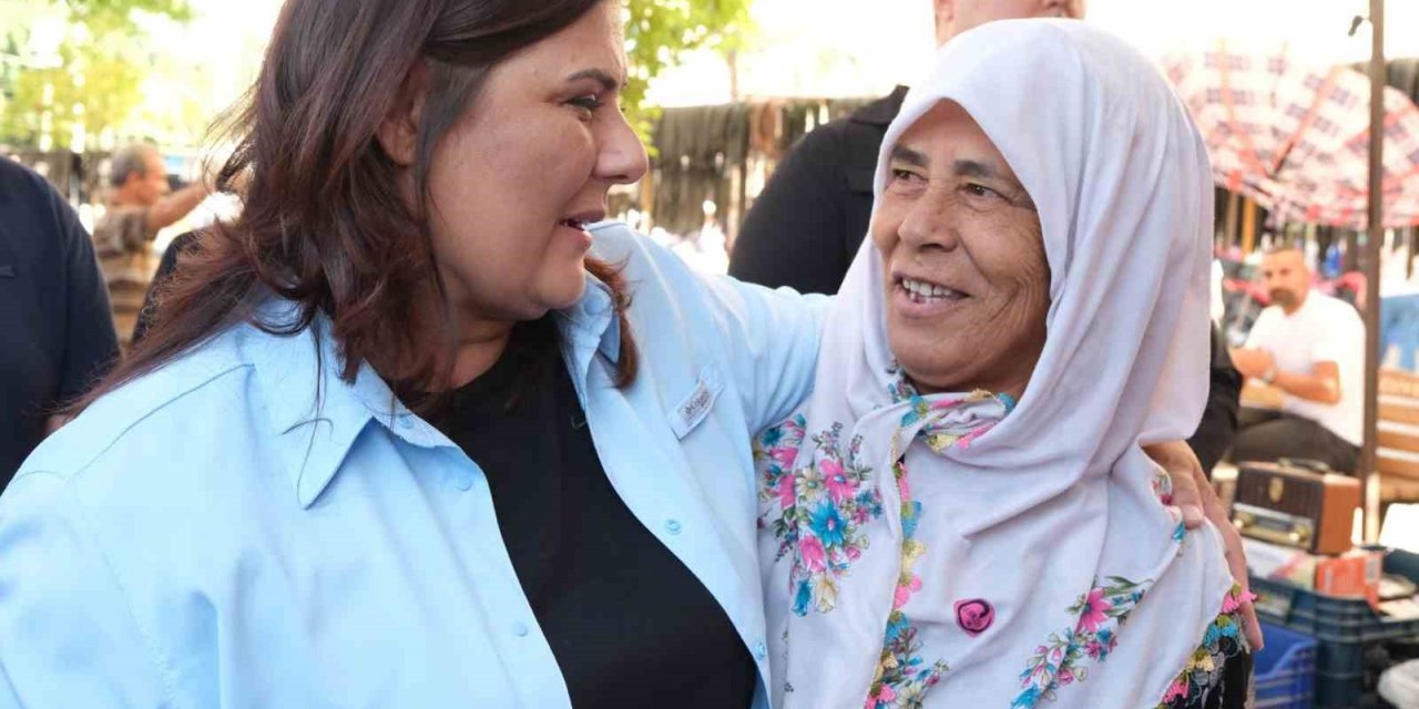 Başkan Çerçioğlu İncirliova Pazarı’nda vatandaşlarla buluştu