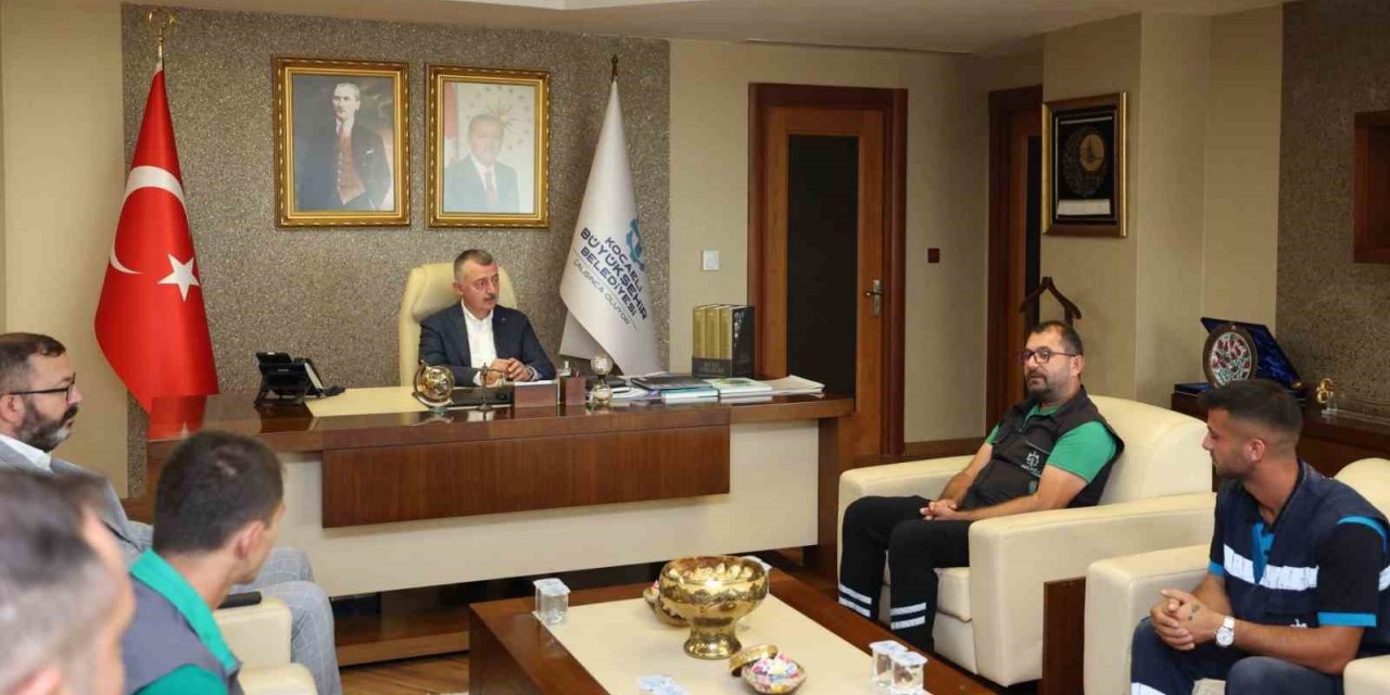 Geçici işçilerin beklediği müjdeli haberi Başkan Büyükakın duyurdu