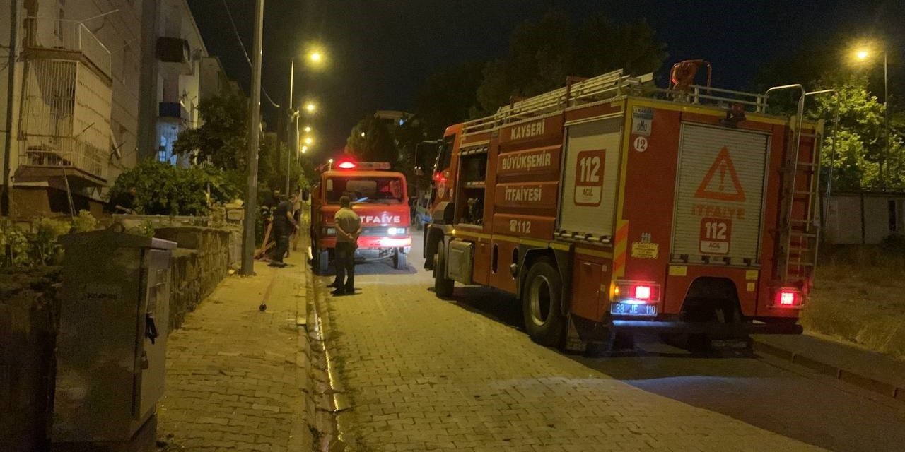 Mal paylaşımına sinirlenen kadın, evi ateşe verdi