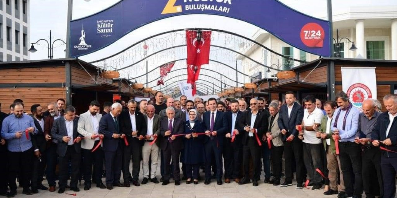 ’2. Sancaktepe Kültür Buluşmaları’ renkli görüntülerle başladı