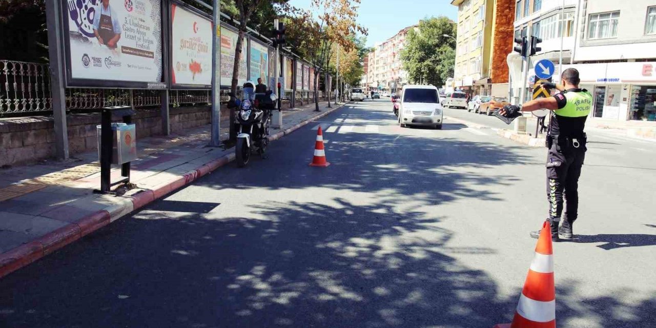 Afyonkarahisar’da 338 araca yarım milyonun üzerinde ceza kesildi