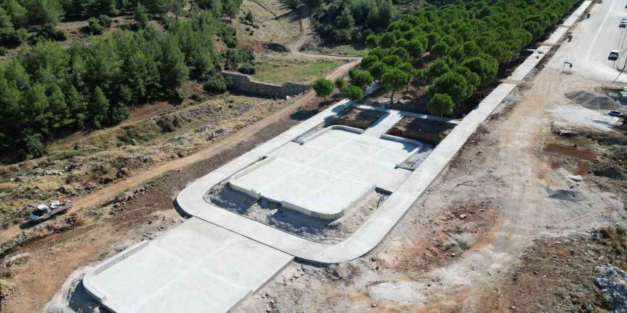 Domuz Deresi’nde yenileme çalışmaları sürüyor