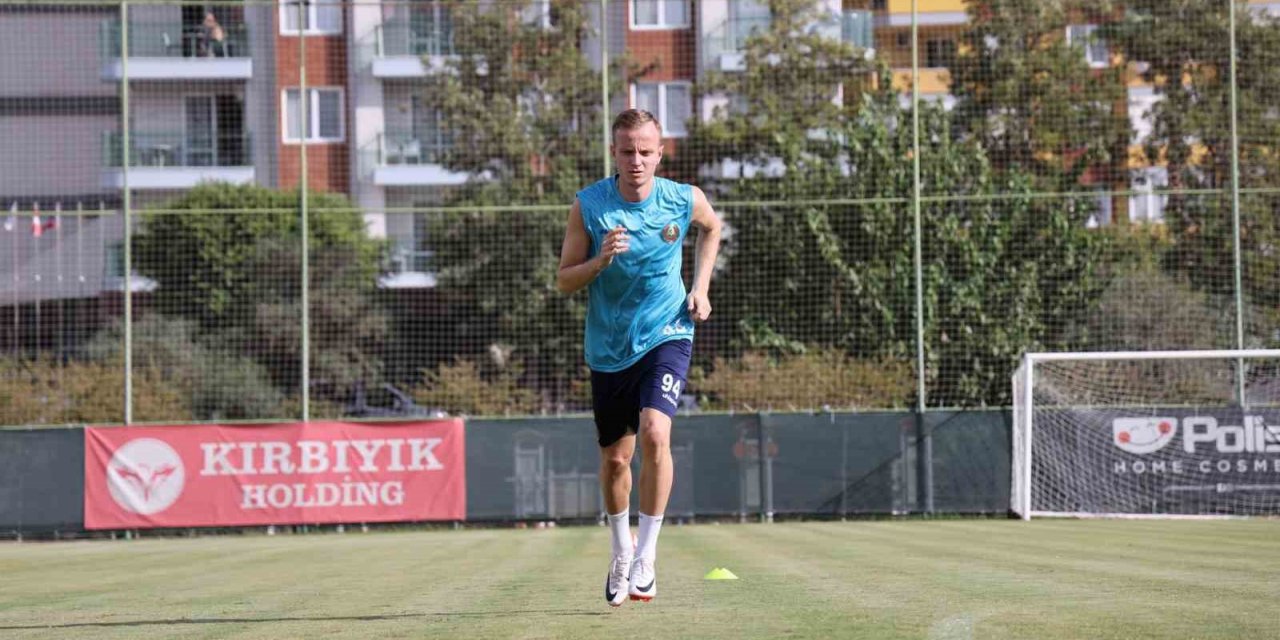 Alanyaspor, Adana Demirspor maçı hazırlıklarını tamamladı