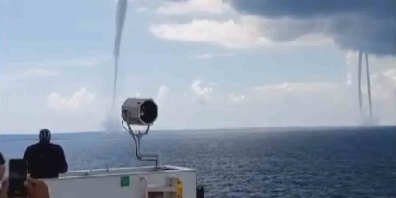 Akdeniz’de oluşan çok sayıda hortum, cep telefonuyla görüntülendi