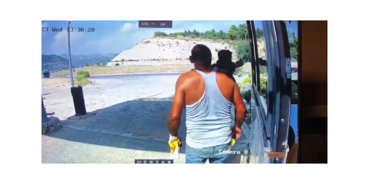 Mersin’de 1 kişinin hayatını kaybettiği silahlı kavga kamerada