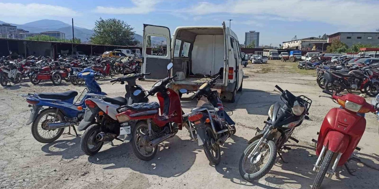 Alaşehir jandarmasından motosiklet uygulaması