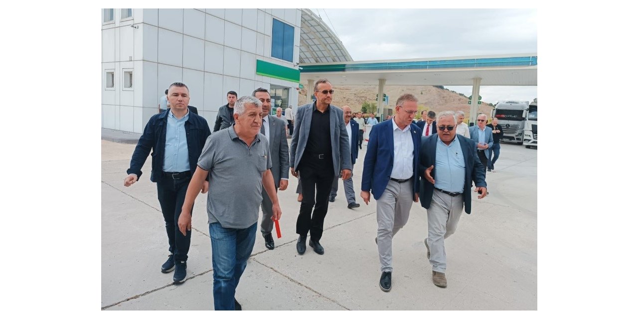 Tavşanlı’da Emet Taşıyıcılar Kooperatifinin akaryakıt istasyonu açıldı