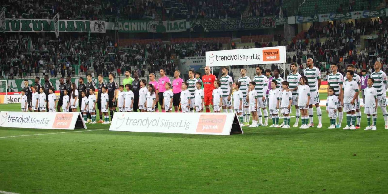 Trendyol Süper Lig: Konyaspor: 0 - Beşiktaş: 0 (Maç devam ediyor)