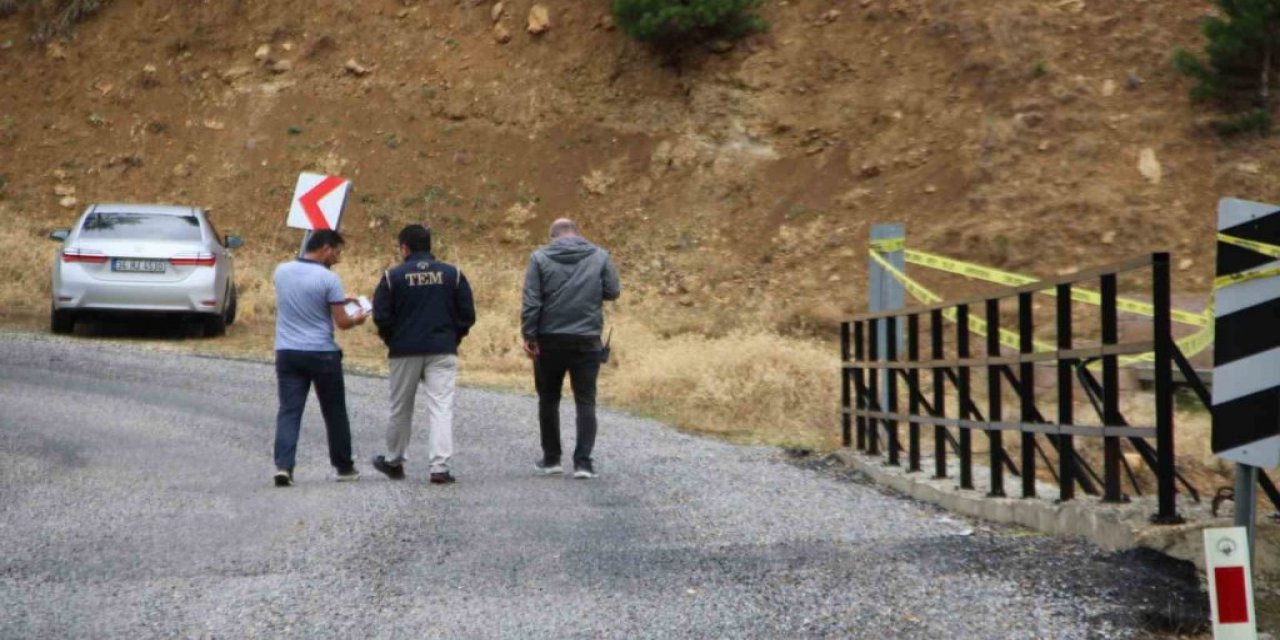 Teröristler veteriner Mikail Bozlağan'ı arkasından ateş ederek öldürmüş